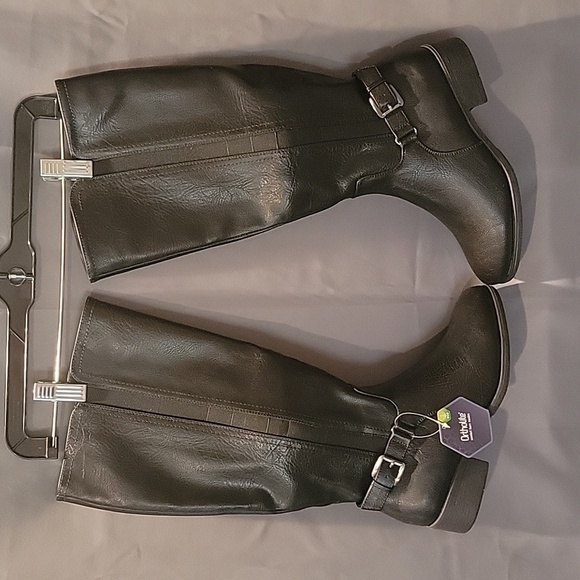 (J5) Croft & Barrow Boots womans sz 9.5 - Picture 1 of 9